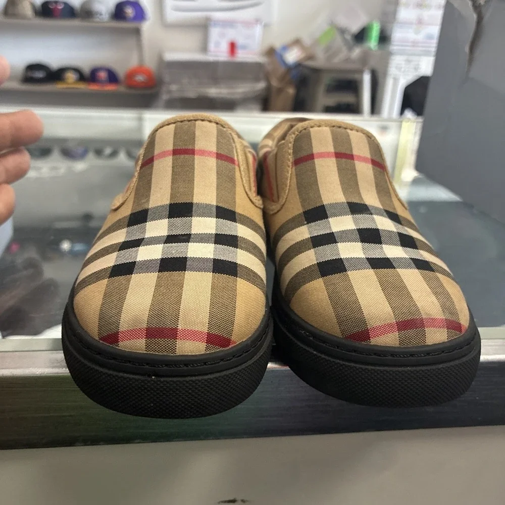 Burberry Kids Canvas Slip On Loafer Shoes Beige Check EU 27 US 10.5